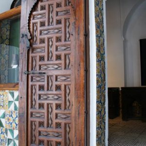 Ouvrant_porte_casbah_Alger
