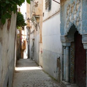 Ruelle_étroite_de_la_Casbah_d'Alger,_April_2007